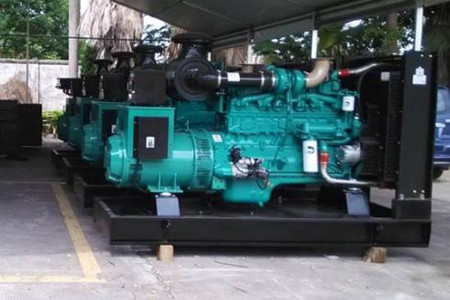 選擇寧波康明斯發(fā)電機(jī)組租賃商時需要注意哪些？